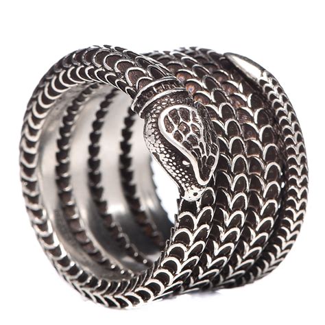 gucci garden silver snake ring.